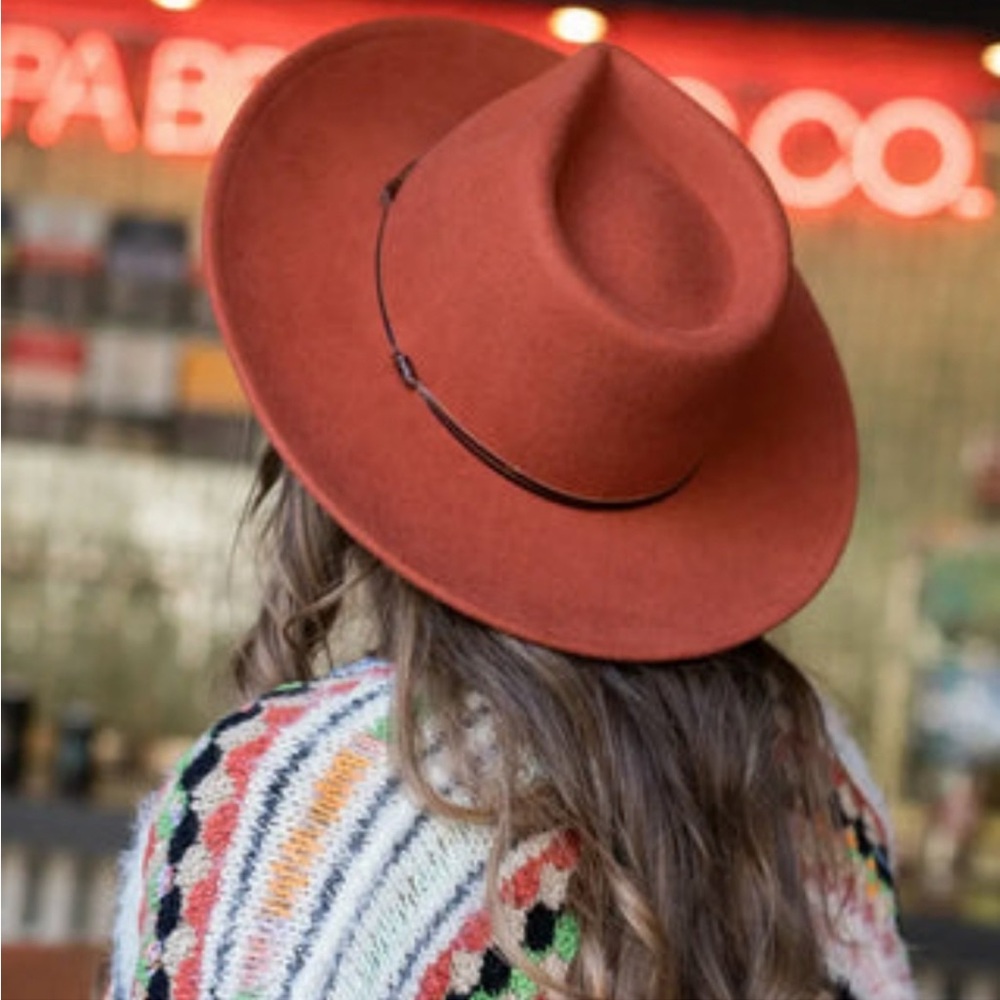 WYETH Siggie Hat Festival Cowboy auburn Rust color